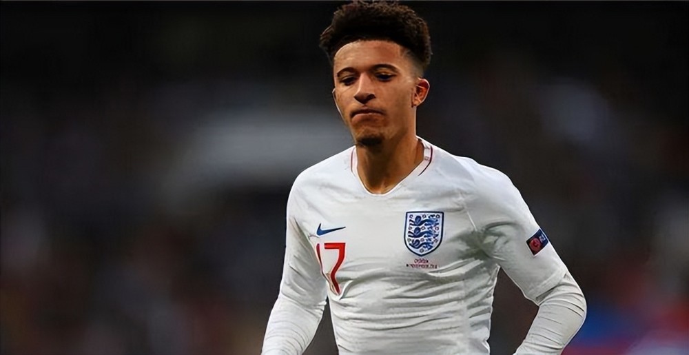 爱游戏在线-法国队逆转英格兰队，梁靖崑高光表现