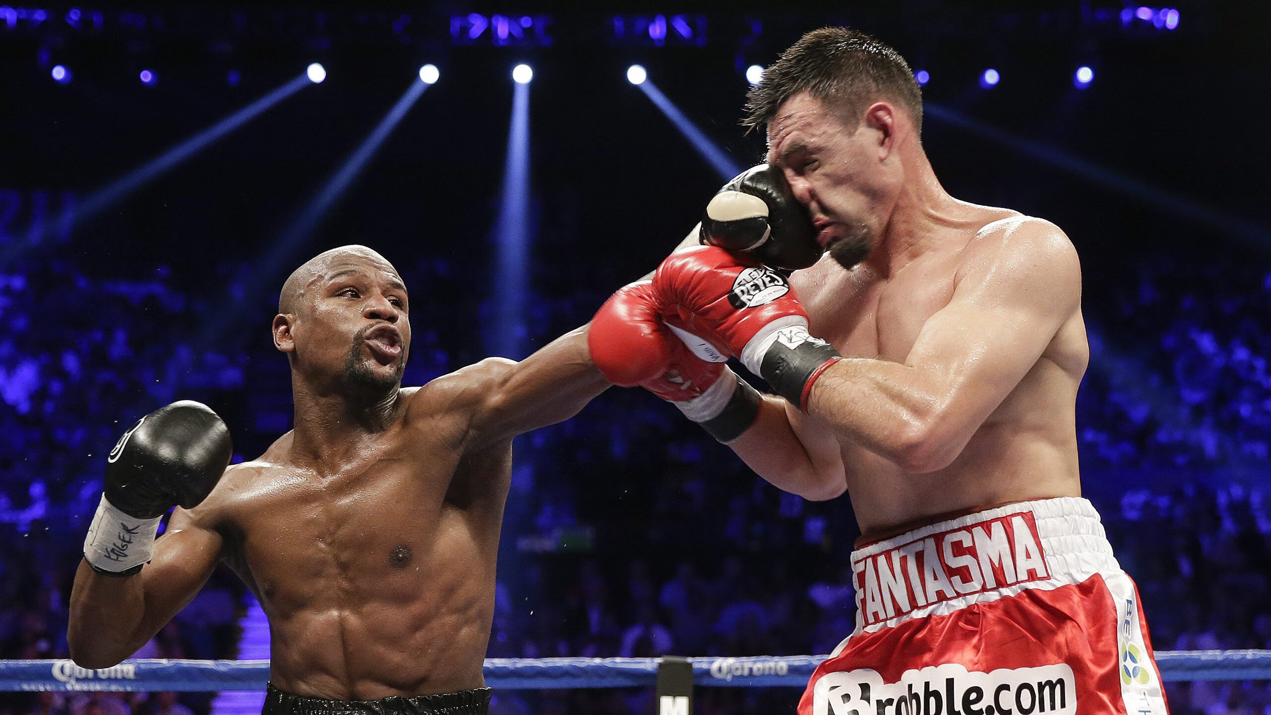 当篮球的孤胆英雄，遇上足球的集体绞杀